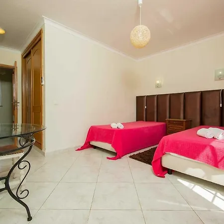 Judite Villa *