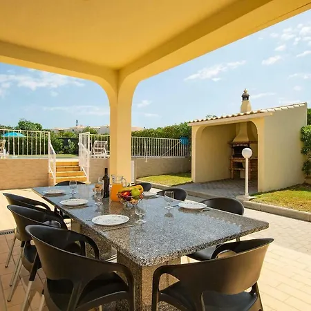 Judite Villa *